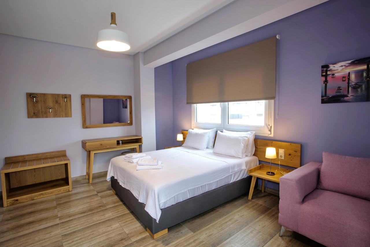 Isalos Suites Néa Péramos Екстериор снимка